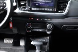 Kia Stonic 1.0 T-GDi 7DCT DRIVE completo