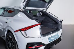 Kia EV6 GT-LINE (84 kWh) completo