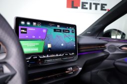 Cupra Raval Dynamic Plus – Bateria 55 kWh – completo