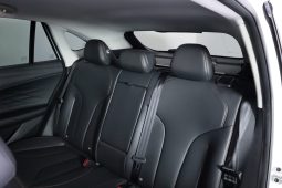 MG HS HS 1.5T AT LUXURY completo