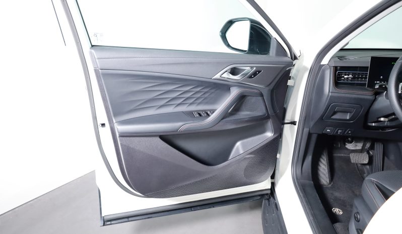 MG HS HS 1.5T AT LUXURY completo