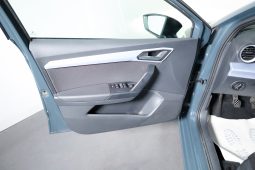 SEAT Ibiza 1.0 TSI STYLE completo