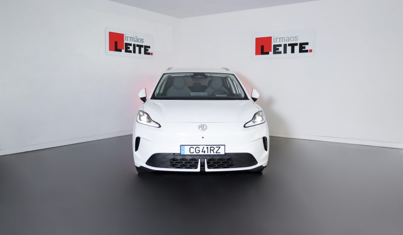 MG MG4 Urban 120kW 54kWh DELUXE 2WD completo