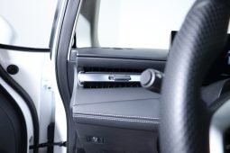 MG MG4 Urban 120kW 54kWh DELUXE 2WD completo