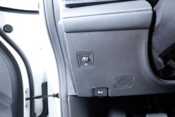 MG MG4 Urban 120kW 54kWh DELUXE 2WD completo