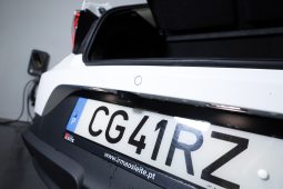 MG MG4 Urban 120kW 54kWh DELUXE 2WD completo