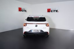 MG MG4 Urban 120kW 54kWh DELUXE 2WD completo