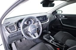 Kia XCeed 1.0 T-GDi 6MT DRIVE completo