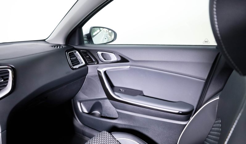 Kia XCeed 1.0 T-GDi 6MT DRIVE completo