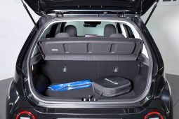 Hyundai INSTER 320km Style 5 lug. MY26 completo