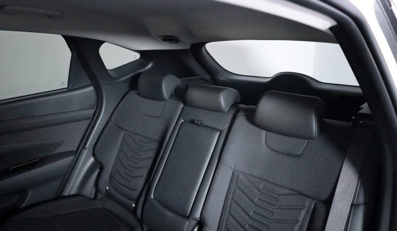 HYUNDAI TUCSON 1.6 TGDI AT e-Vanguard + TT MY26 completo