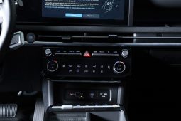 HYUNDAI TUCSON 1.6 TGDI AT e-Vanguard + TT MY26 completo