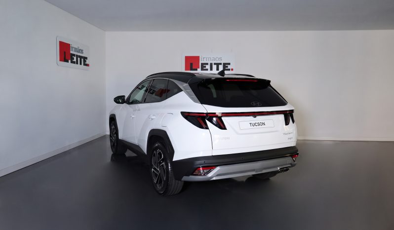 HYUNDAI TUCSON 1.6 TGDI AT e-Vanguard + TT MY26 completo