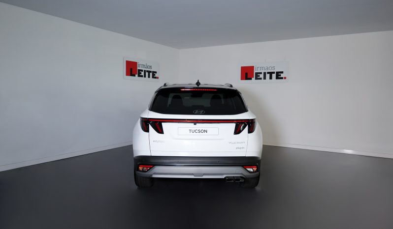 HYUNDAI TUCSON 1.6 TGDI AT e-Vanguard + TT MY26 completo
