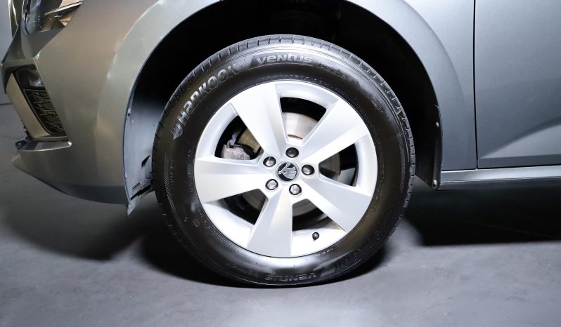 Skoda Kamiq 1.0 TSI 116cv completo