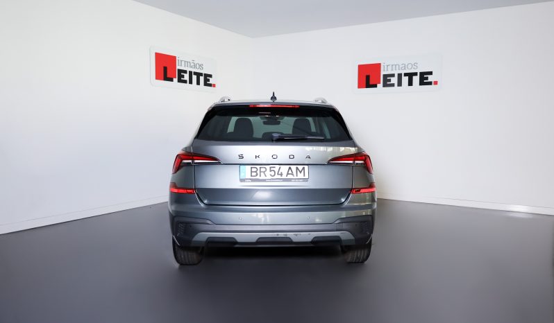 Skoda Kamiq 1.0 TSI 116cv completo