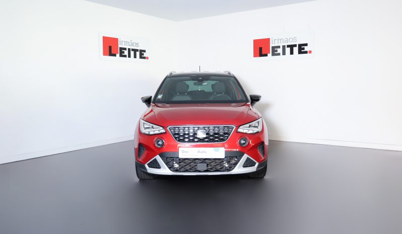 SEAT Arona 1.0 TSI XPERIENCE 6v completo
