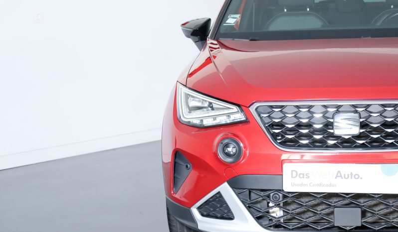 SEAT Arona 1.0 TSI XPERIENCE 6v completo
