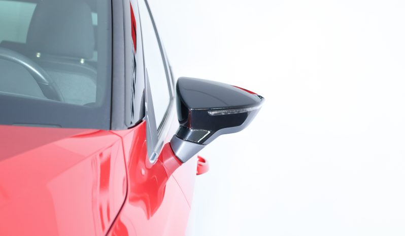 SEAT Arona 1.0 TSI XPERIENCE 6v completo