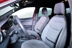 SEAT Arona 1.0 TSI XPERIENCE 6v completo