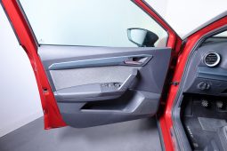 SEAT Arona 1.0 TSI XPERIENCE 6v completo