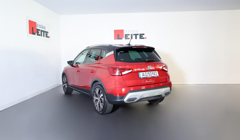 SEAT Arona 1.0 TSI XPERIENCE 6v completo