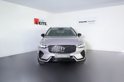 Volvo XC60 T6 AWD Híbrido Plug-in Plus Dark completo