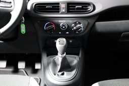 HYUNDAI I10 1.0 MPI CONFORT MY25 (TT) completo