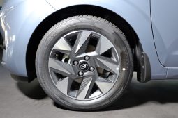 HYUNDAI I10 1.0 MPI CONFORT MY25 (TT) completo