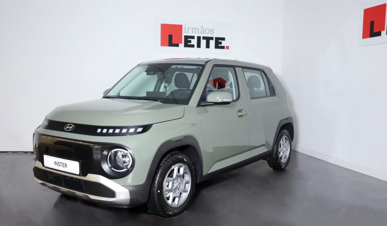 Hyundai INSTER 320km Comfort Plus 5 lug. MY26 completo