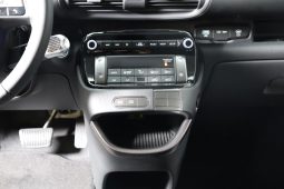 Hyundai INSTER 320km Comfort Plus 5 lug. MY26 completo