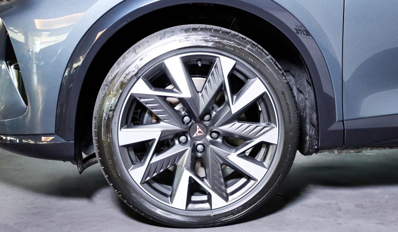 Cupra Formentor 1.5 e-HYBRID DSG completo