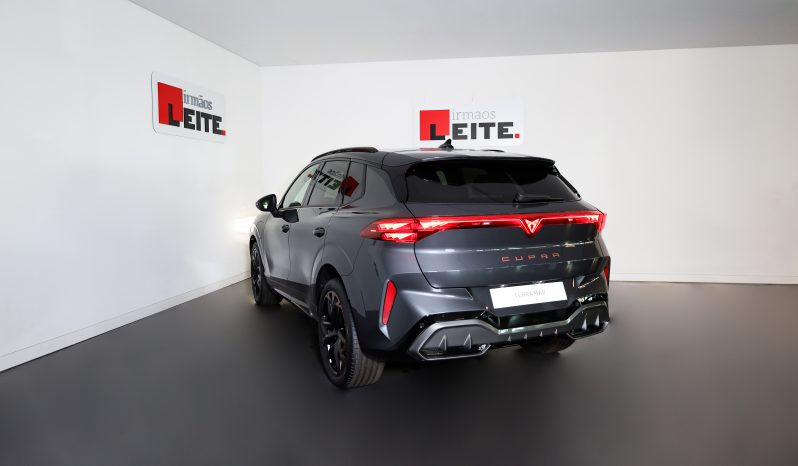 Cupra Terramar 1.5 e-HYBRID DSG completo