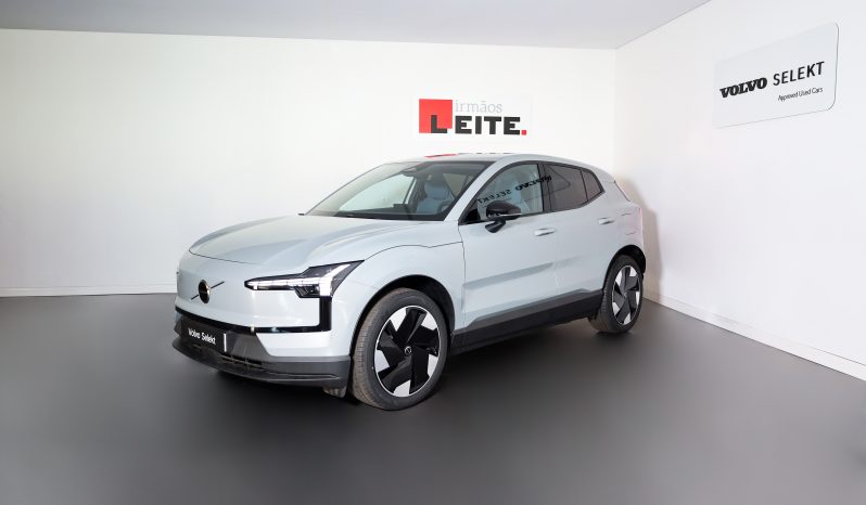 Volvo EX30 69 kWh Single Motor Extended Range 272cv Plus completo