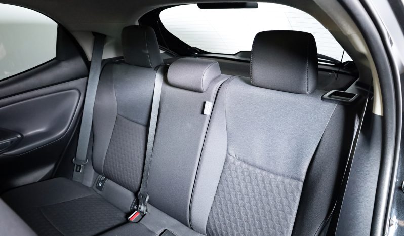 Toyota Yaris 1.5 Hybrid115 Dynamic Force Comfort completo