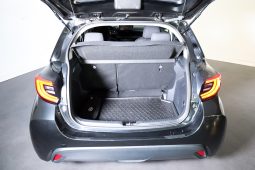 Toyota Yaris 1.5 Hybrid115 Dynamic Force Comfort completo