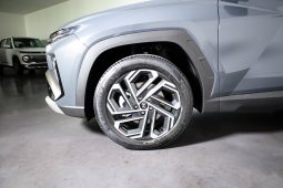 HYUNDAI TUCSON completo