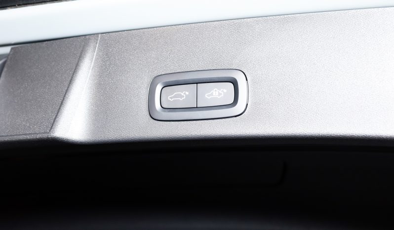 Volvo XC40 1.5 T2 129 Inscription completo