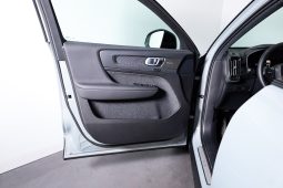 Volvo XC40 1.5 T2 129 Inscription completo