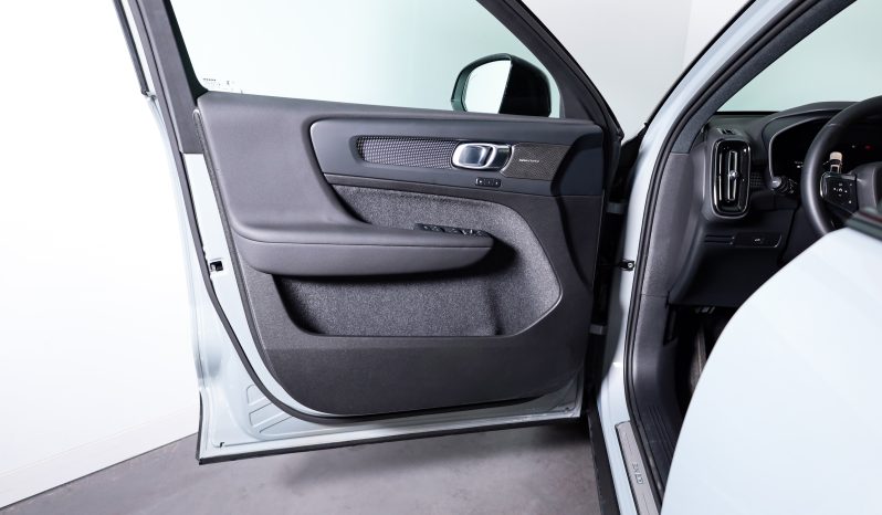 Volvo XC40 1.5 T2 129 Inscription completo