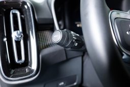Volvo XC40 1.5 T2 129 Inscription completo