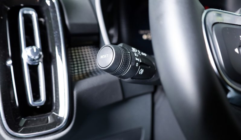 Volvo XC40 1.5 T2 129 Inscription completo