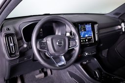 Volvo XC40 1.5 T2 129 Inscription completo