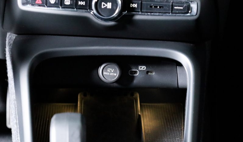 Volvo XC40 1.5 T2 129 Inscription completo