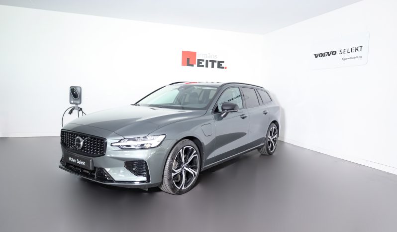 Volvo V60 2.0 T6 TE 350 PHEV AWD Plus Dark Auto completo