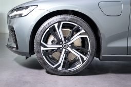 Volvo V60 2.0 T6 TE 350 PHEV AWD Plus Dark Auto completo