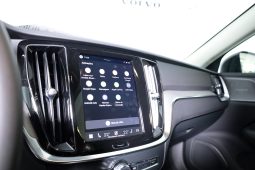 Volvo V60 2.0 T6 TE 350 PHEV AWD Plus Dark Auto completo