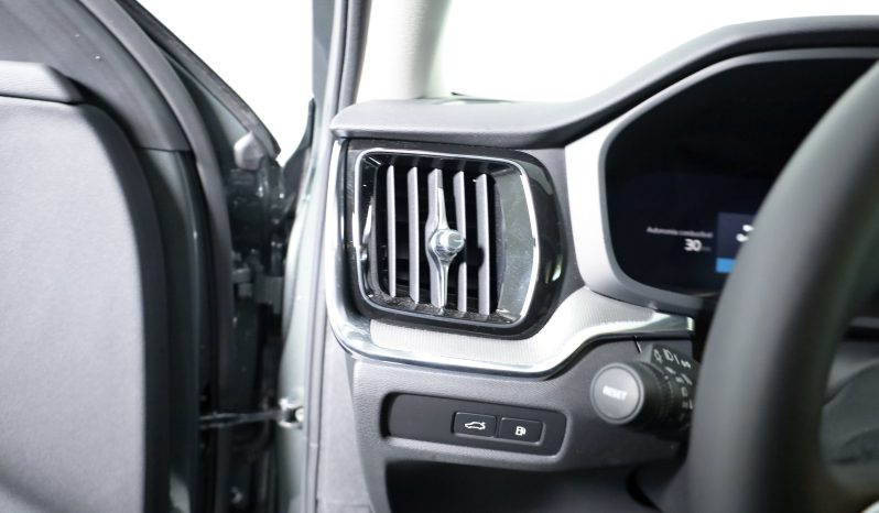 Volvo V60 2.0 T6 TE 350 PHEV AWD Plus Dark Auto completo